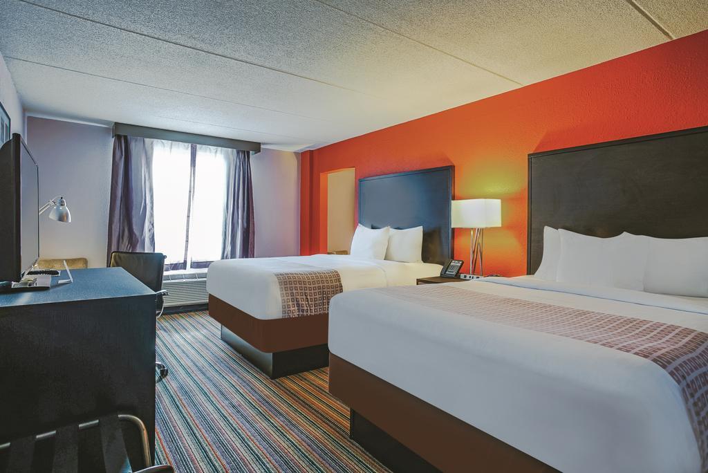 Holiday Inn & Suites Philadelphia-Runnemede/Exit 3-New Jersey Turnpike Exteriör bild