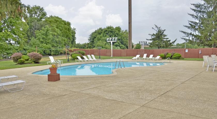 Holiday Inn & Suites Philadelphia-Runnemede/Exit 3-New Jersey Turnpike Exteriör bild